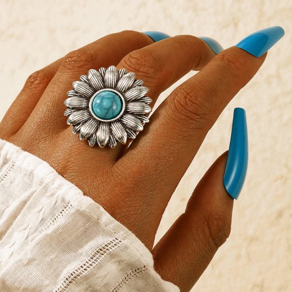 Bohemian Turquoise Ring - Picture 1 of 8